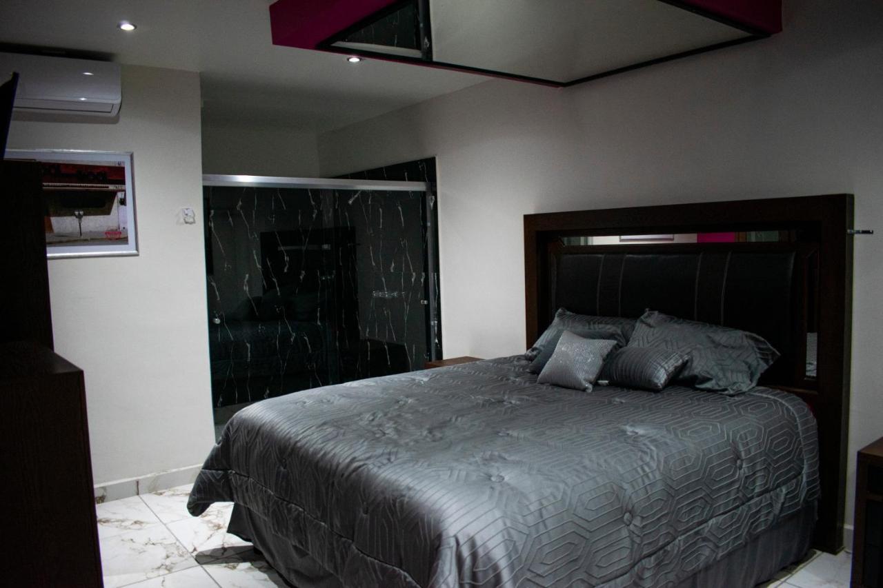 Suites Motel La Frontera Juárez Exteriör bild