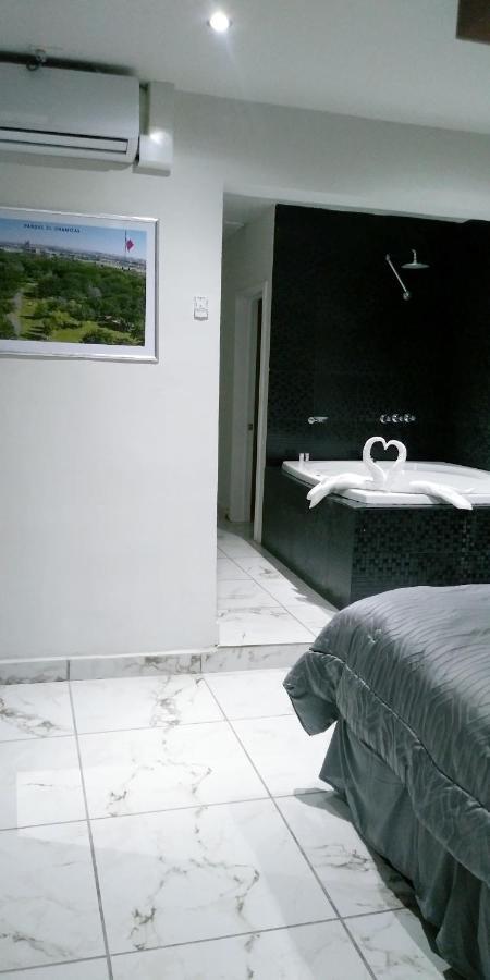 Suites Motel La Frontera Juárez Exteriör bild